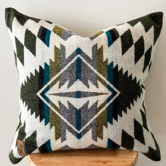 Esmeraldas Green Pillow Cover