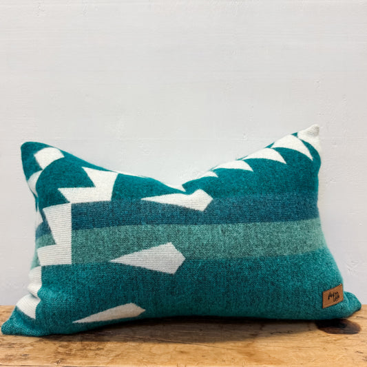 Manta Triangles Lumbar Pillow Cover