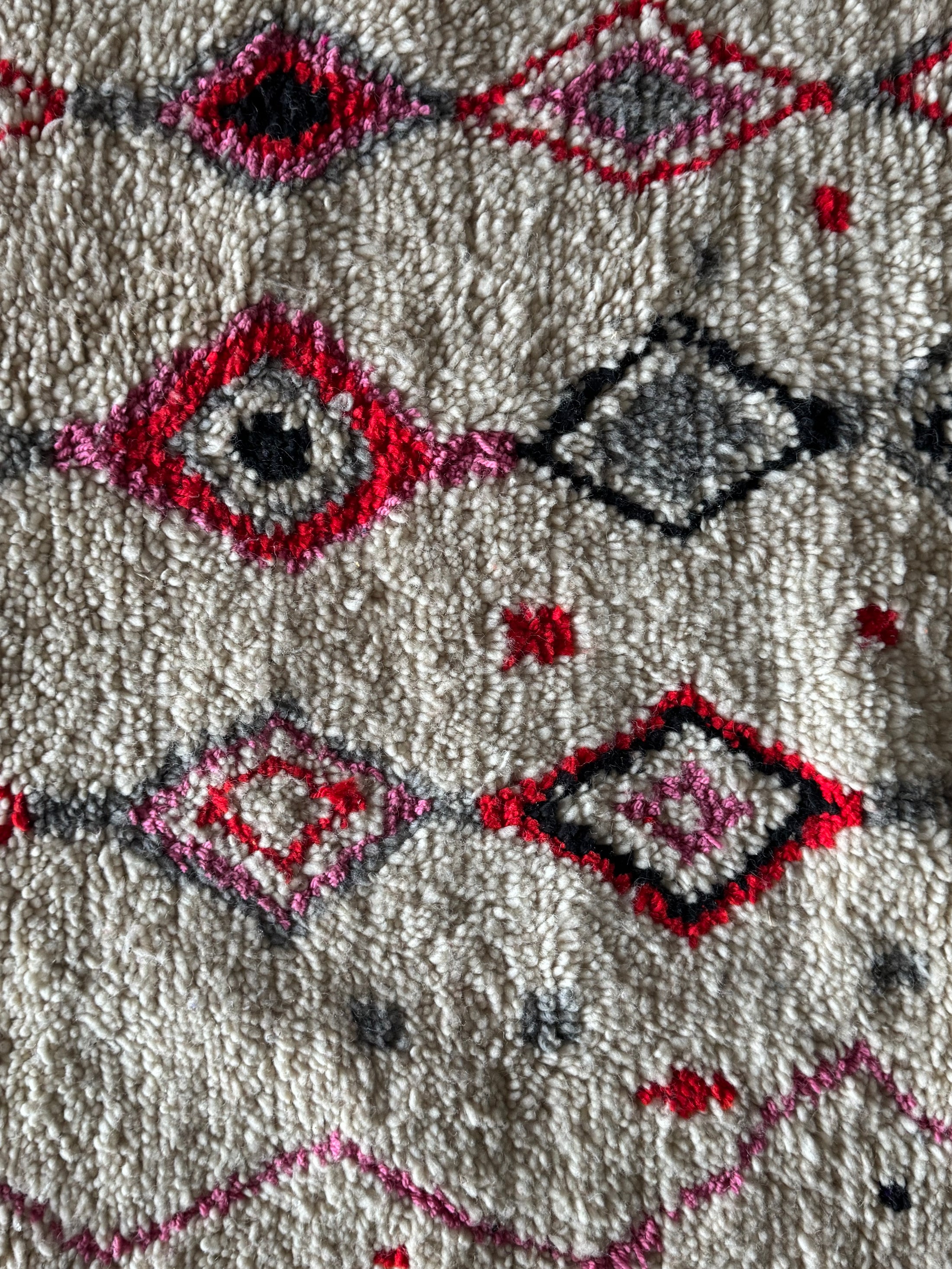 Rabat Handwoven Moroccan Wool Rug 3x5