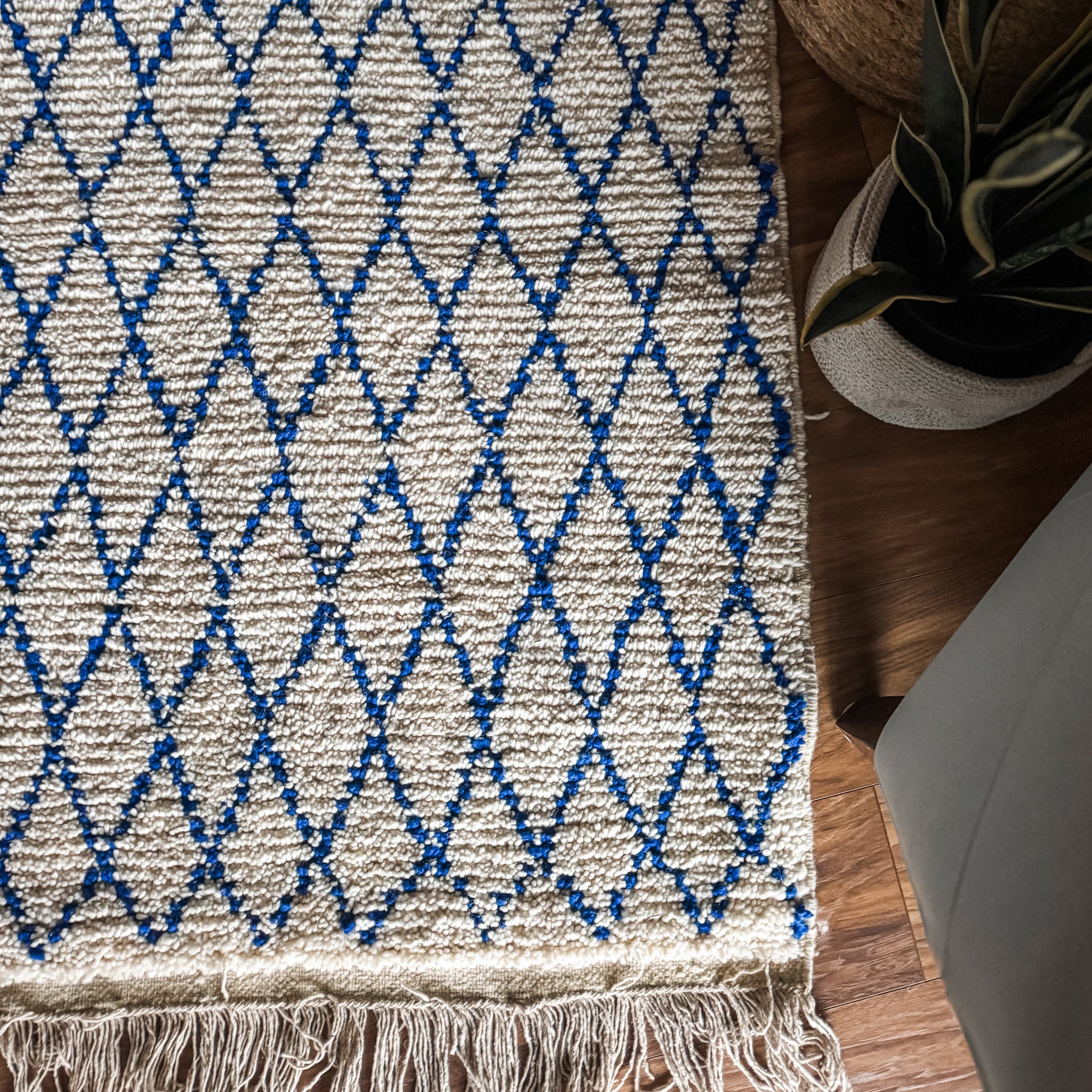 Massa Handwoven Moroccan Wool Rug 3x5