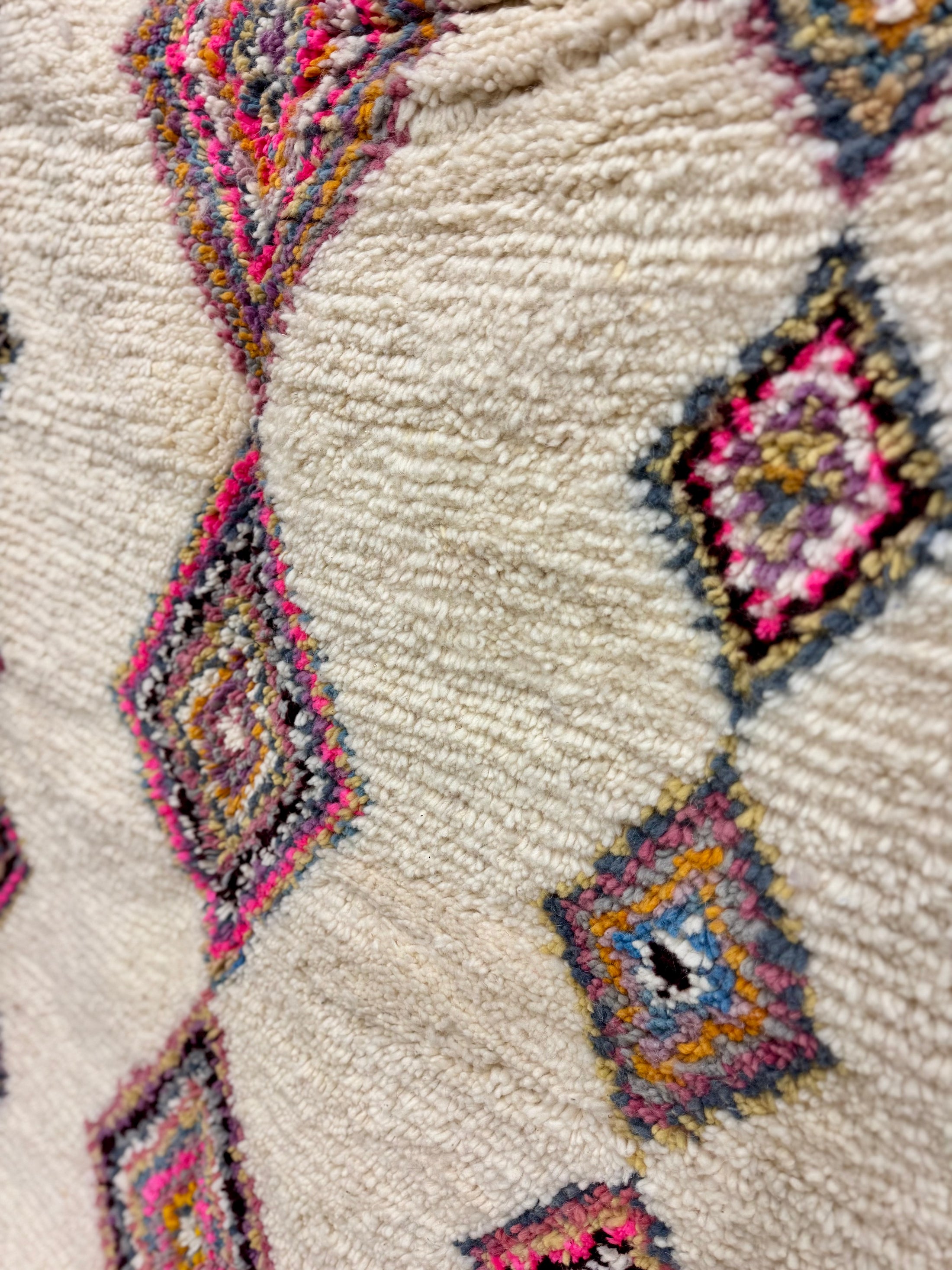 Jamila Handwoven Moroccan Wool Rug 5x8