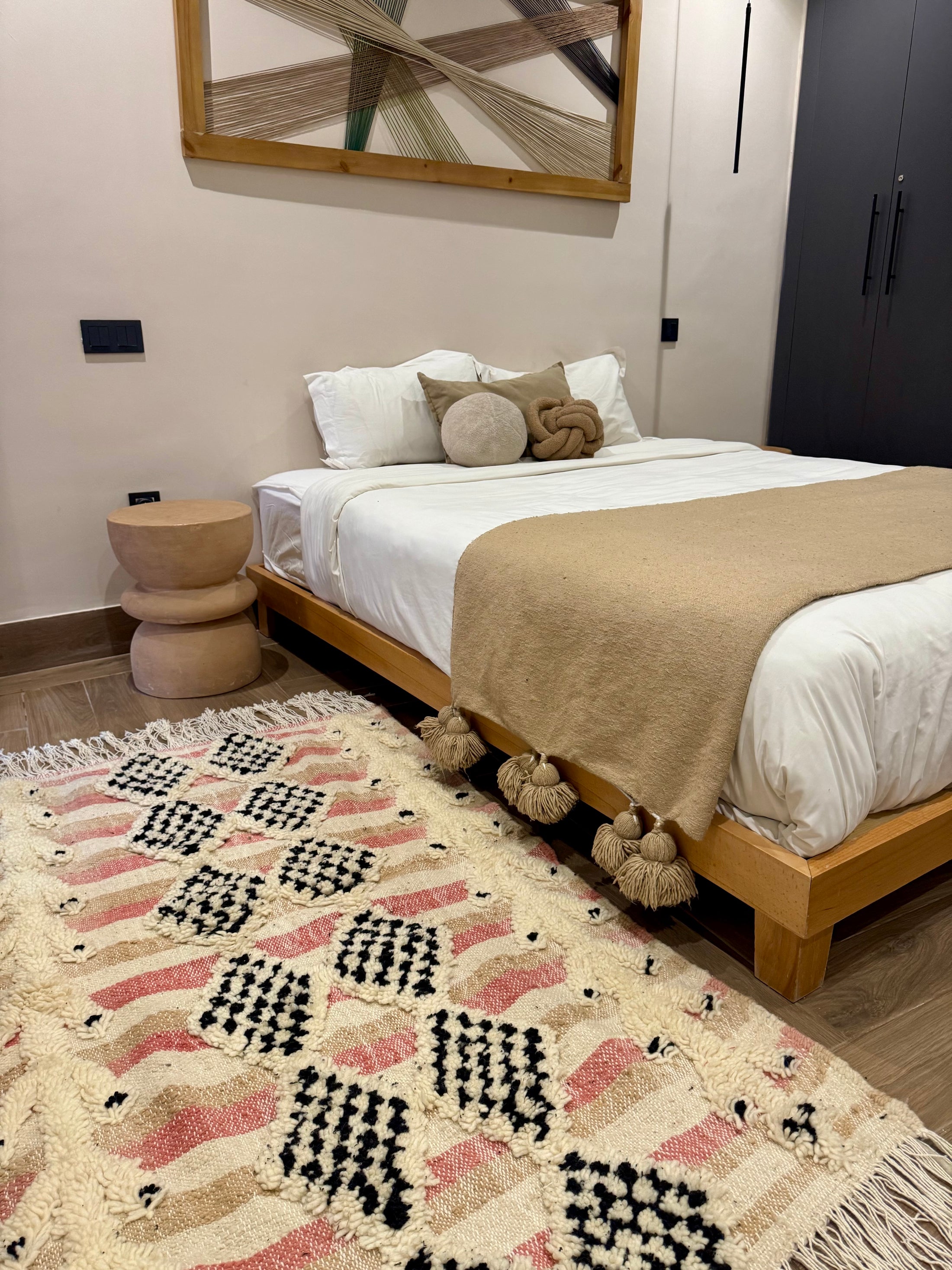Menara Handwoven Moroccan Wool Rug 3x5