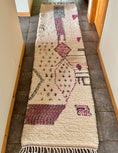 Load image into Gallery viewer, Fassi Wool Runner Rug 2.5x9.5
