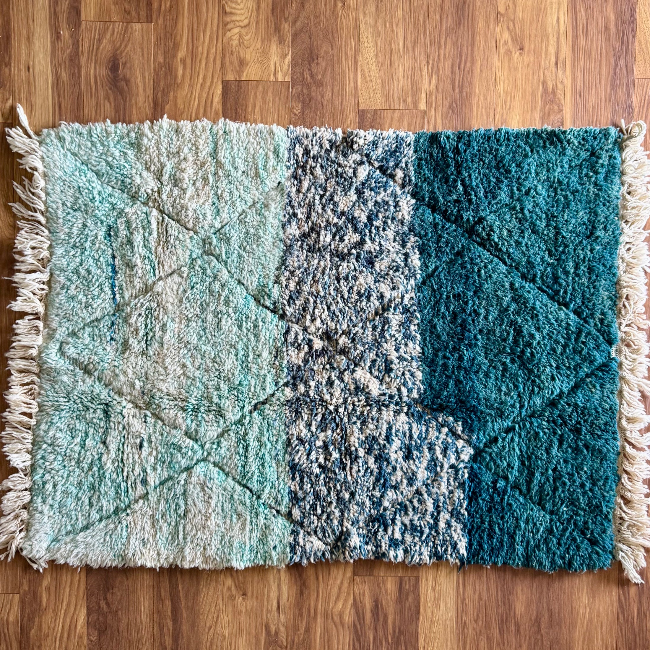 Rayan Handwoven Moroccan Wool Rug 4x5.5