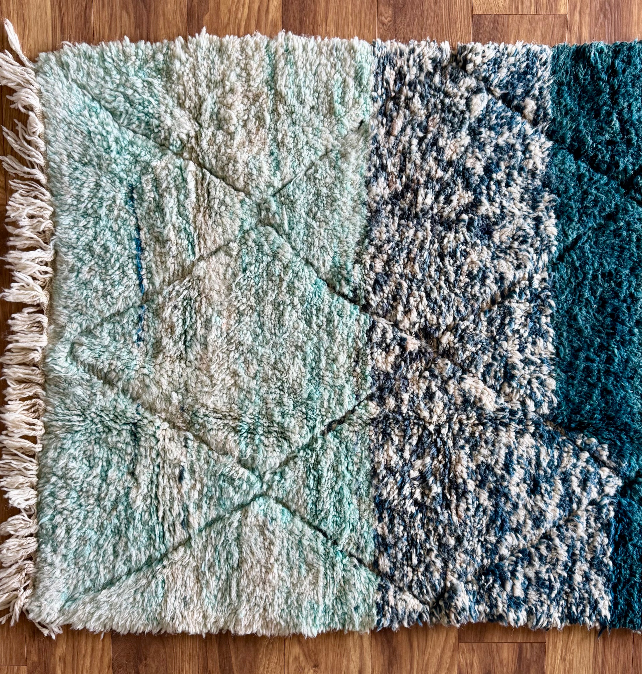 Rayan Handwoven Moroccan Wool Rug 4x5.5