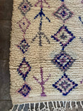 Load image into Gallery viewer, Nazia Wool Runner Rug 2.5x10
