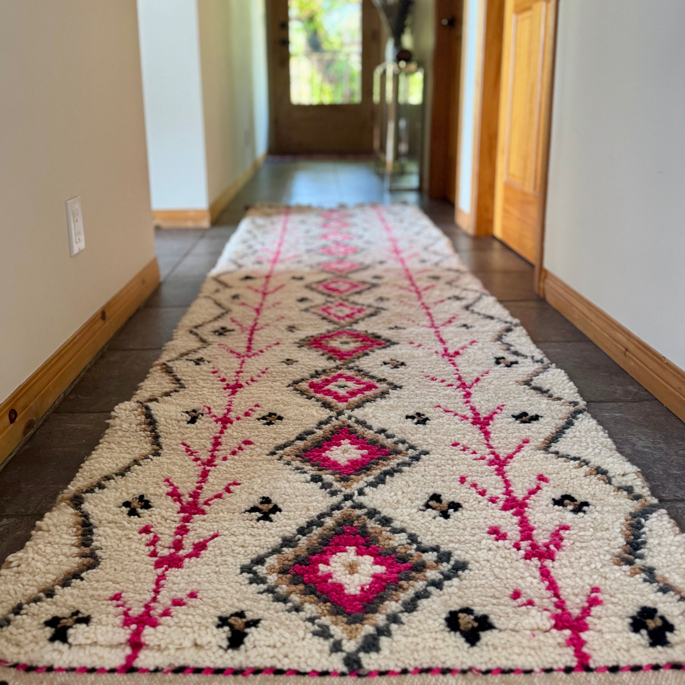 Fiza Wool Runner Rug 2.5x9