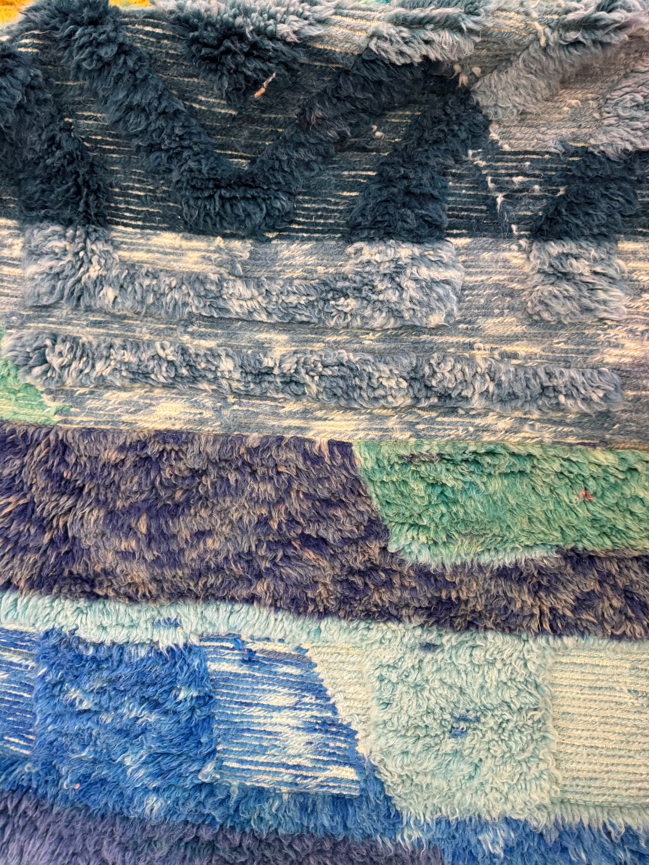 Kamran Handwoven Moroccan Wool Rug 5x8