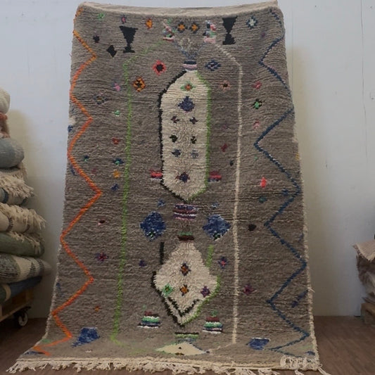 Sana Handwoven Moroccan Wool Rug 5x8