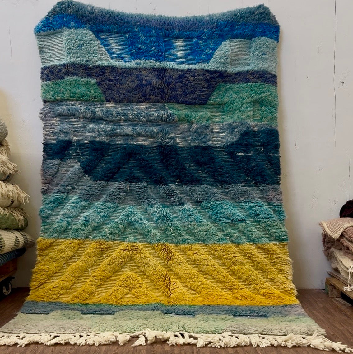 Kamran Handwoven Moroccan Wool Rug 5x8