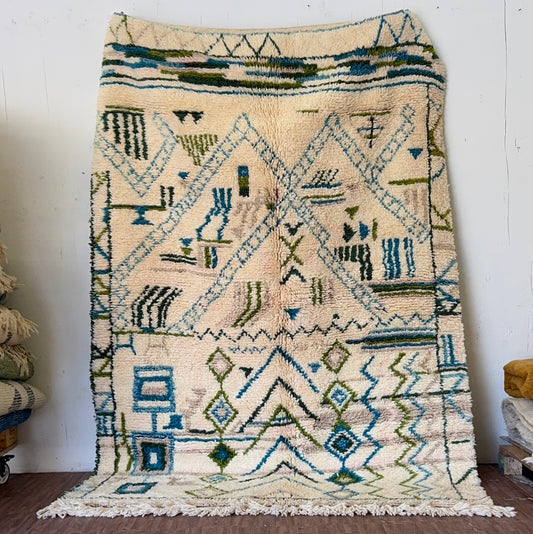 Shabaz Handwoven Moroccan Wool Rug 5x8