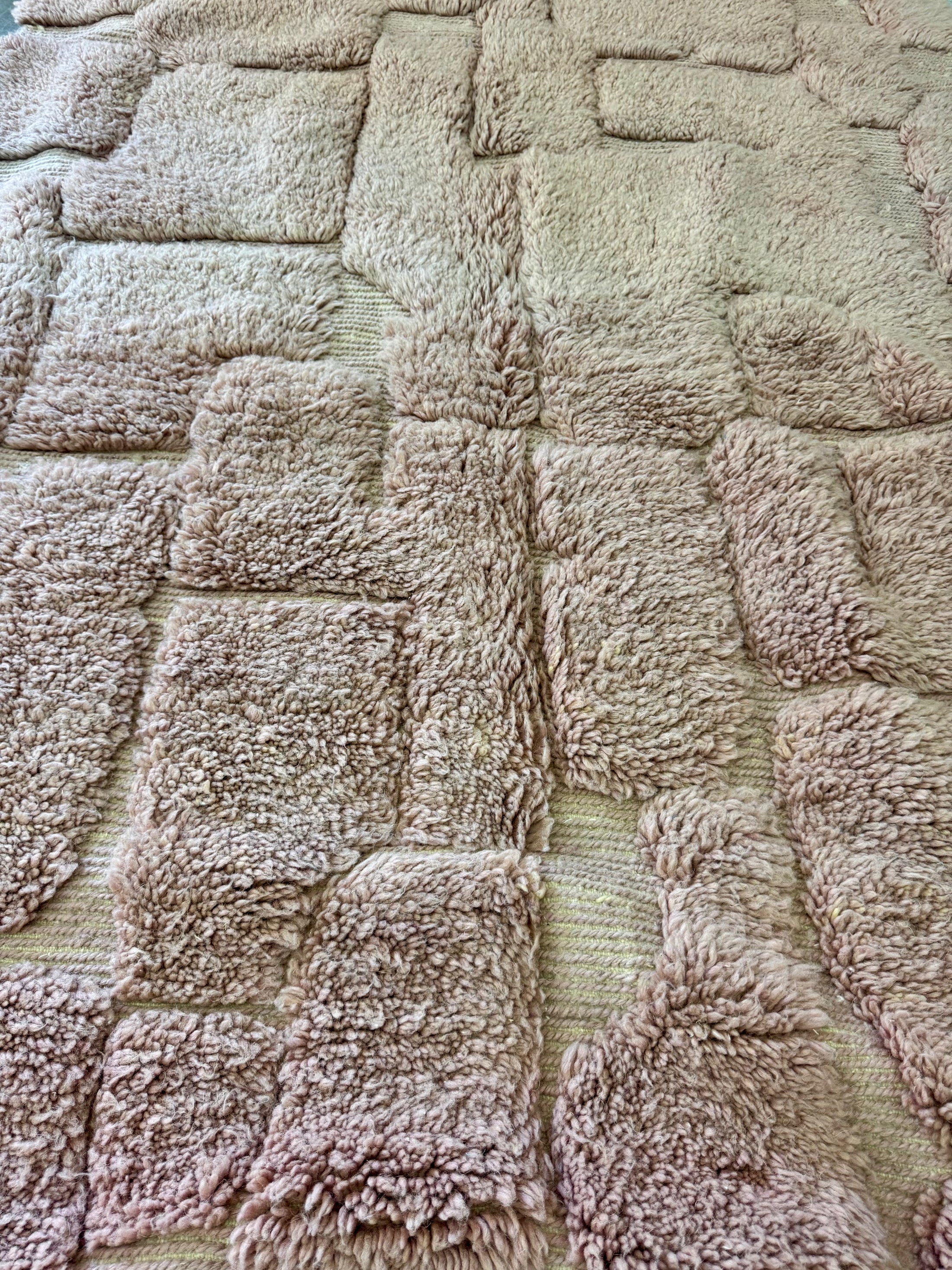 Zubair Handwoven Moroccan Wool Rug 5x8