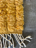 Load image into Gallery viewer, Lina Handwoven Moroccan Wool Rug 5x6
