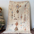 Load image into Gallery viewer, Dalia Handwoven Moroccan Wool Rug 5x8
