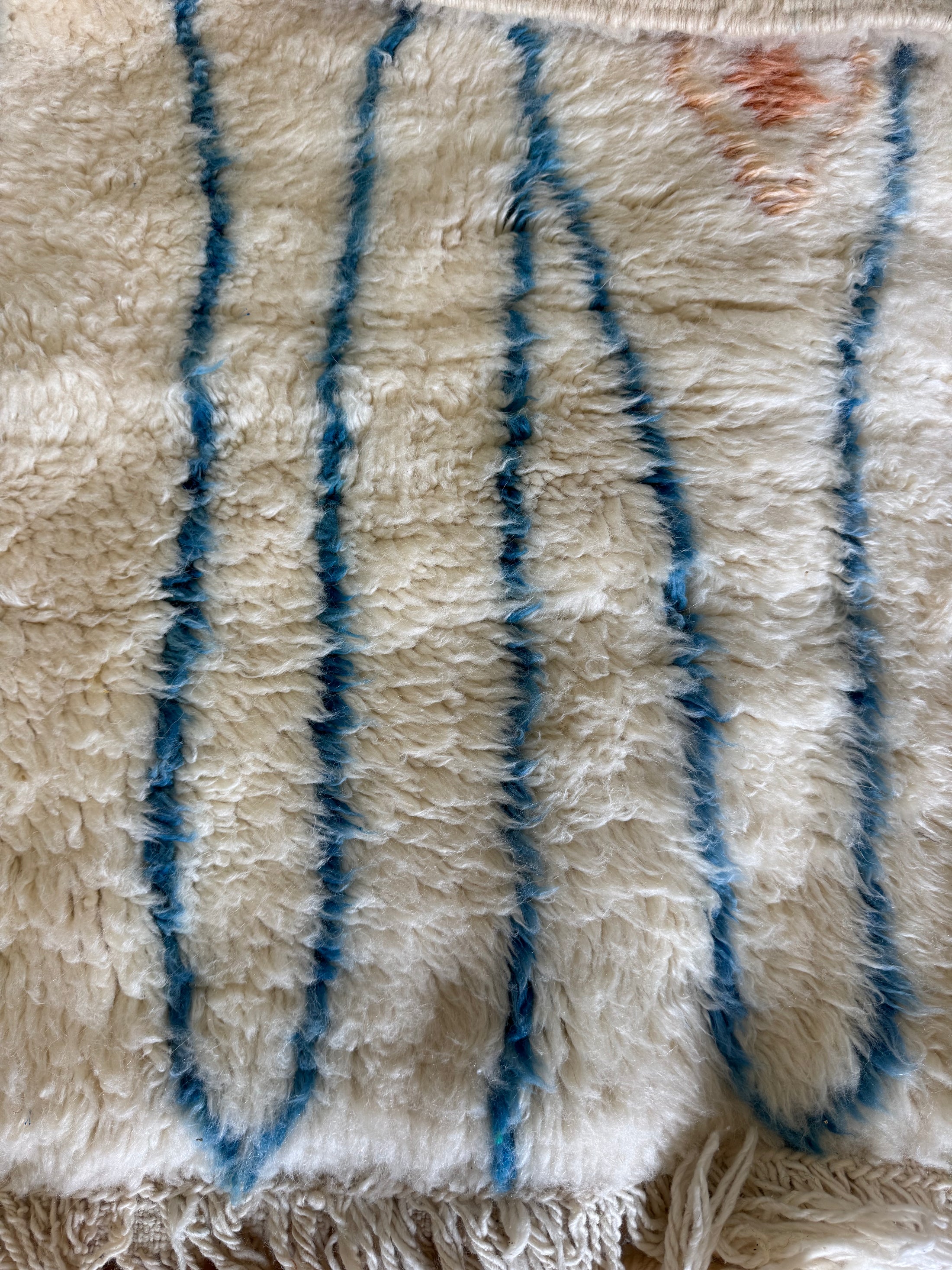 Wafaa Handwoven Moroccan Wool Rug 5x9