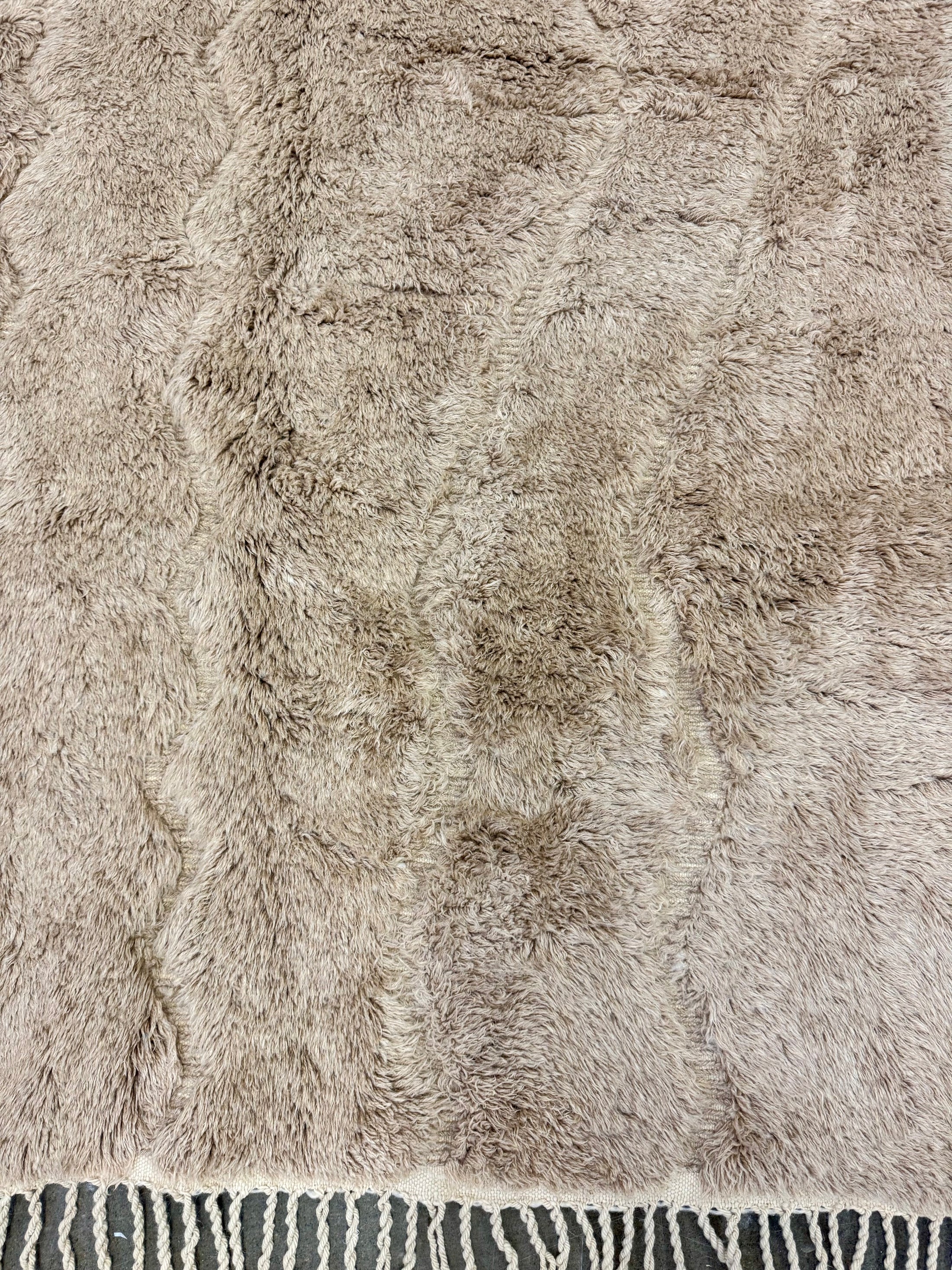 Salma Handwoven Moroccan Wool Rug 7x9