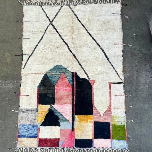 Assila Handwoven Moroccan Wool Rug 7x10