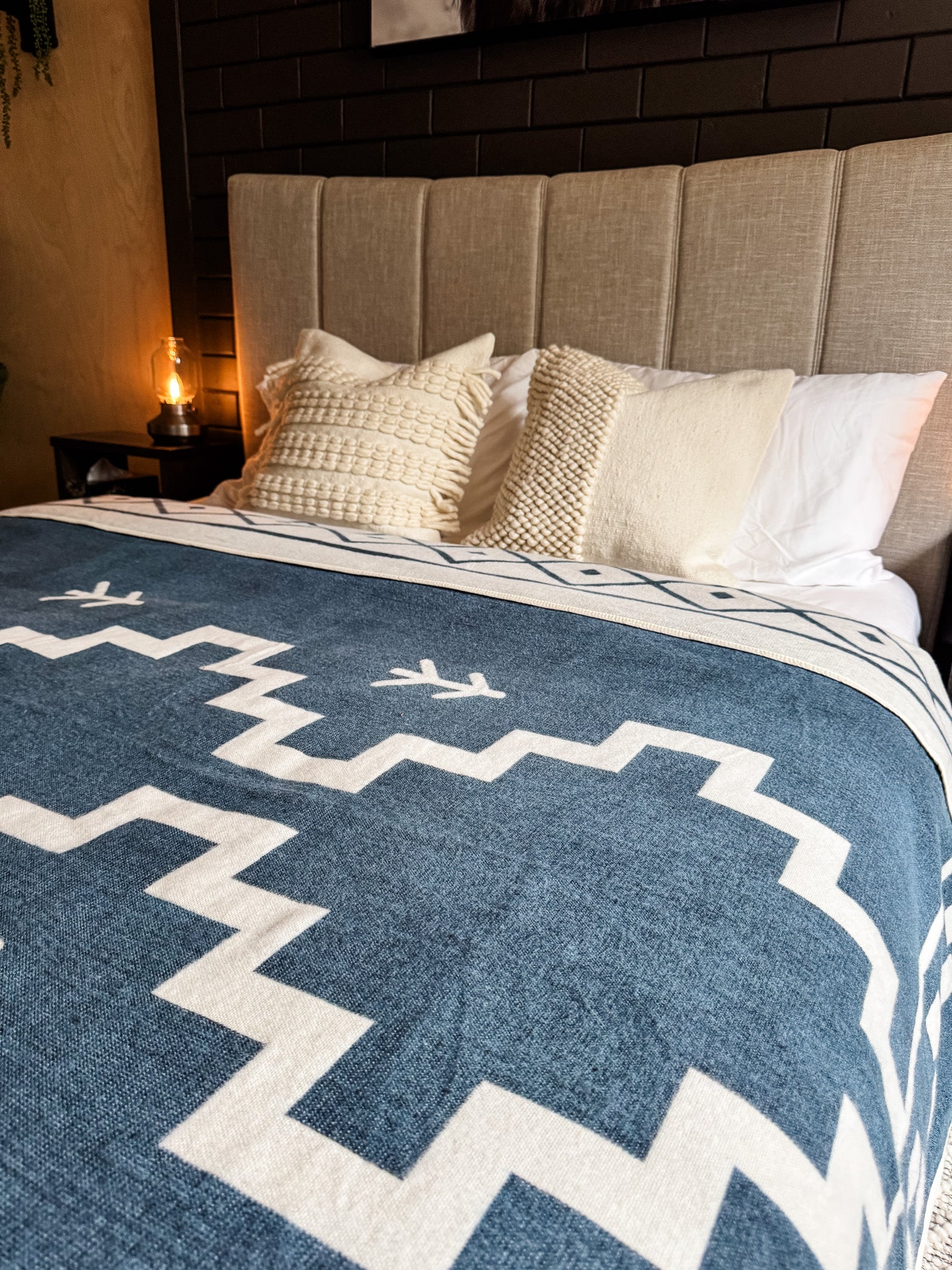 Lazuli Reversible Blanket