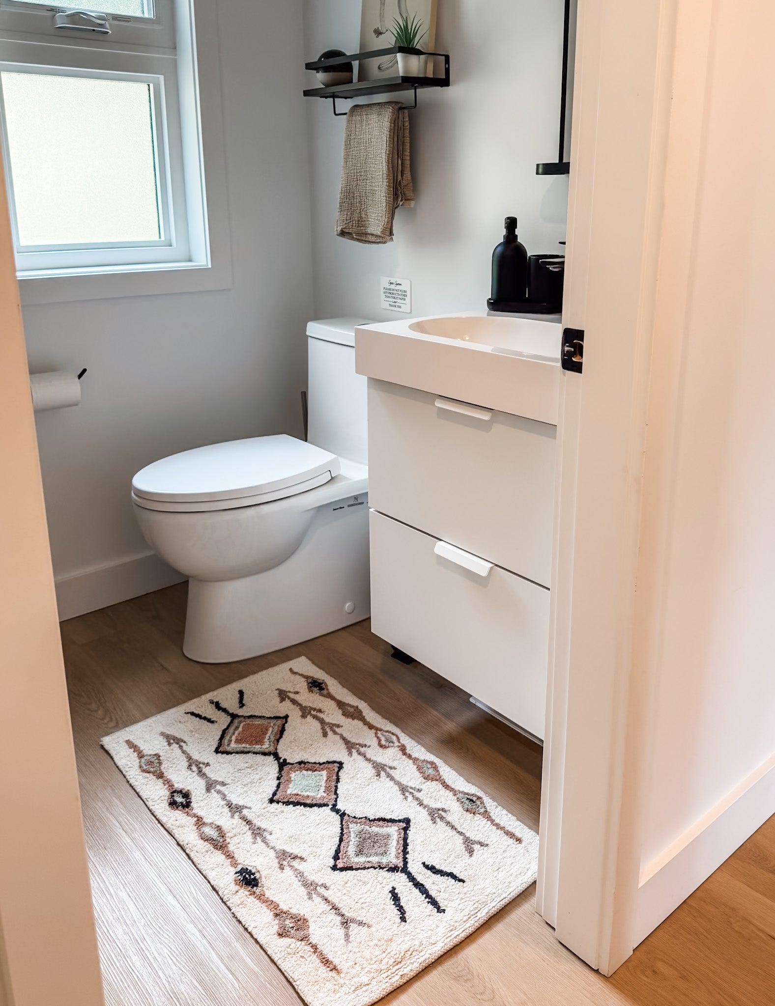 Bengal Machine Washable Bath Mat