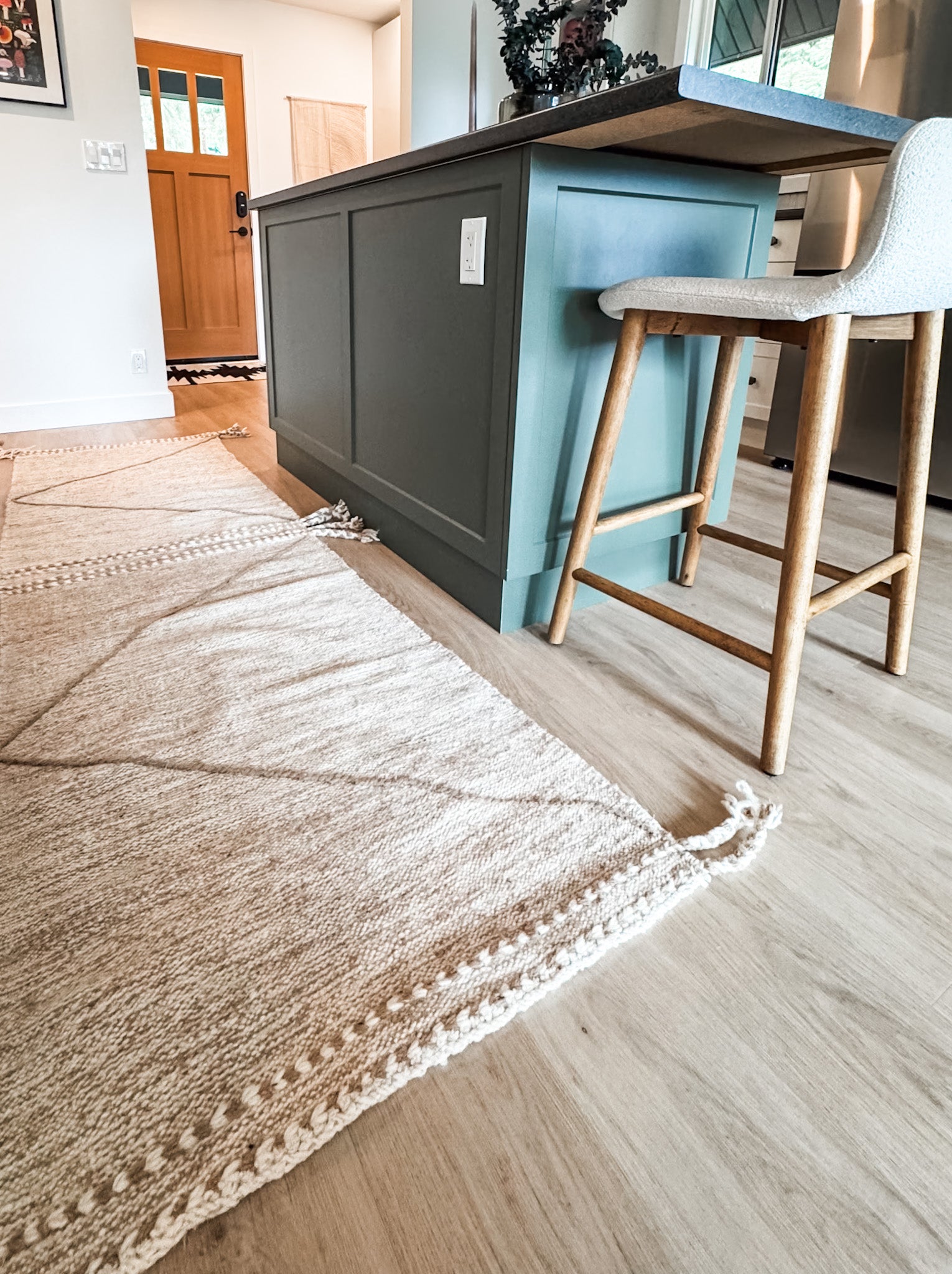 Kilim Beige Handwoven Moroccan Wool Rug