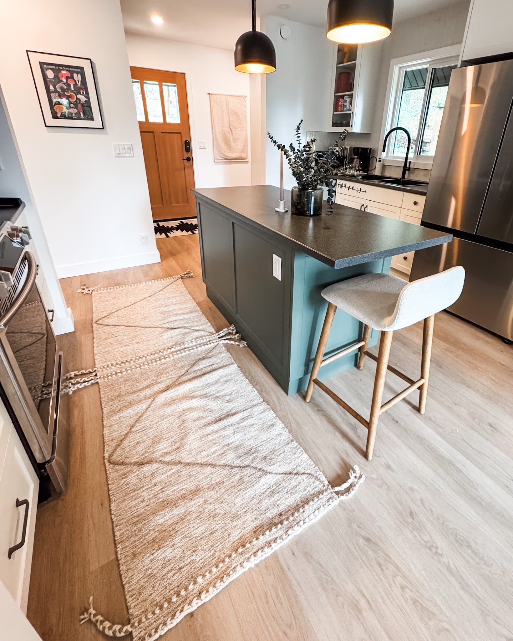 Kilim Beige Handwoven Moroccan Wool Rug