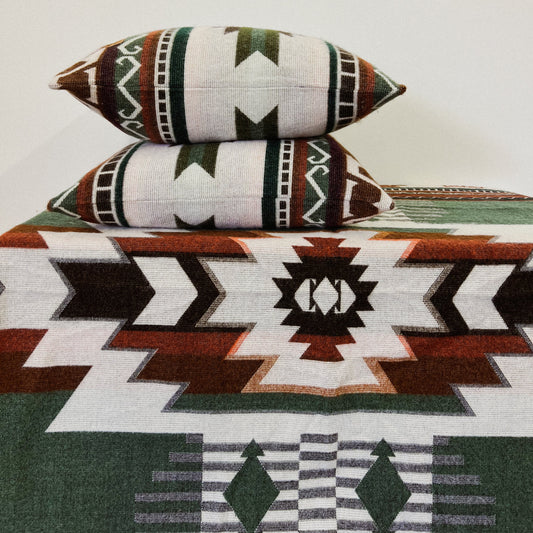 Quilotoa Queen Blanket/2 Quilotoa Cream Pillow Covers Bundle