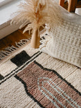 Load image into Gallery viewer, Yezzah Handwoven Moroccan Wool Rug 5x8

