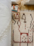 Load image into Gallery viewer, Skoura Handwoven Moroccan Wool Rug 3x5
