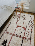 Load image into Gallery viewer, Skoura Handwoven Moroccan Wool Rug 3x5
