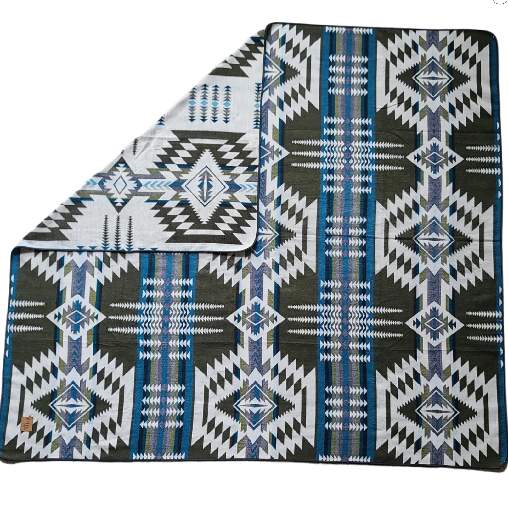 Imperfect** Esmeraldas Queen Blanket