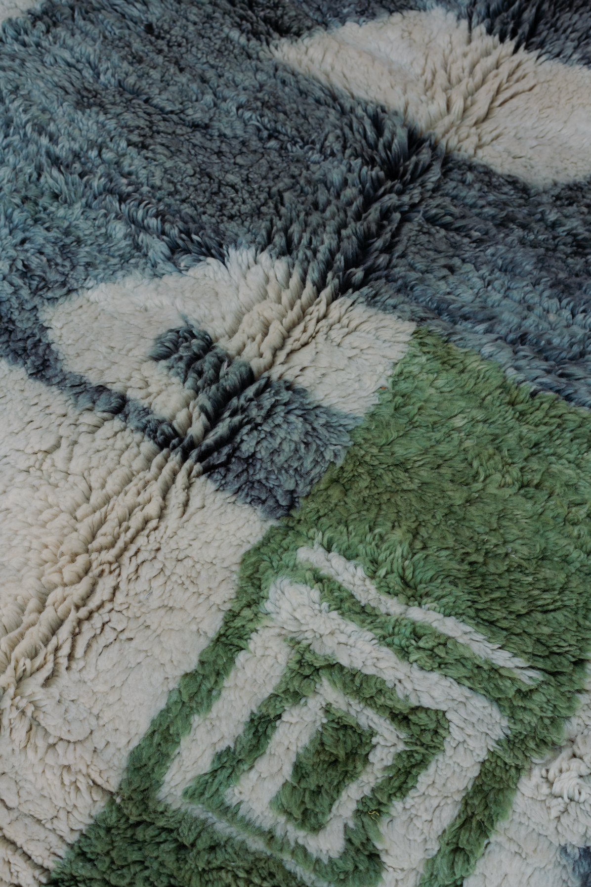 Casablanca Handwoven Moroccan Wool Rug