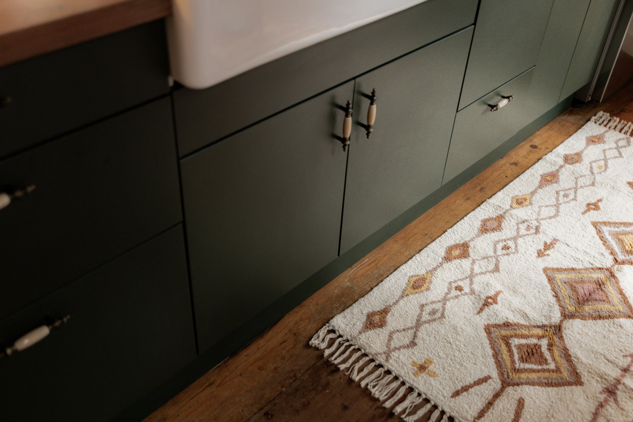 Golden Neutral Diamond Machine Washable Rug