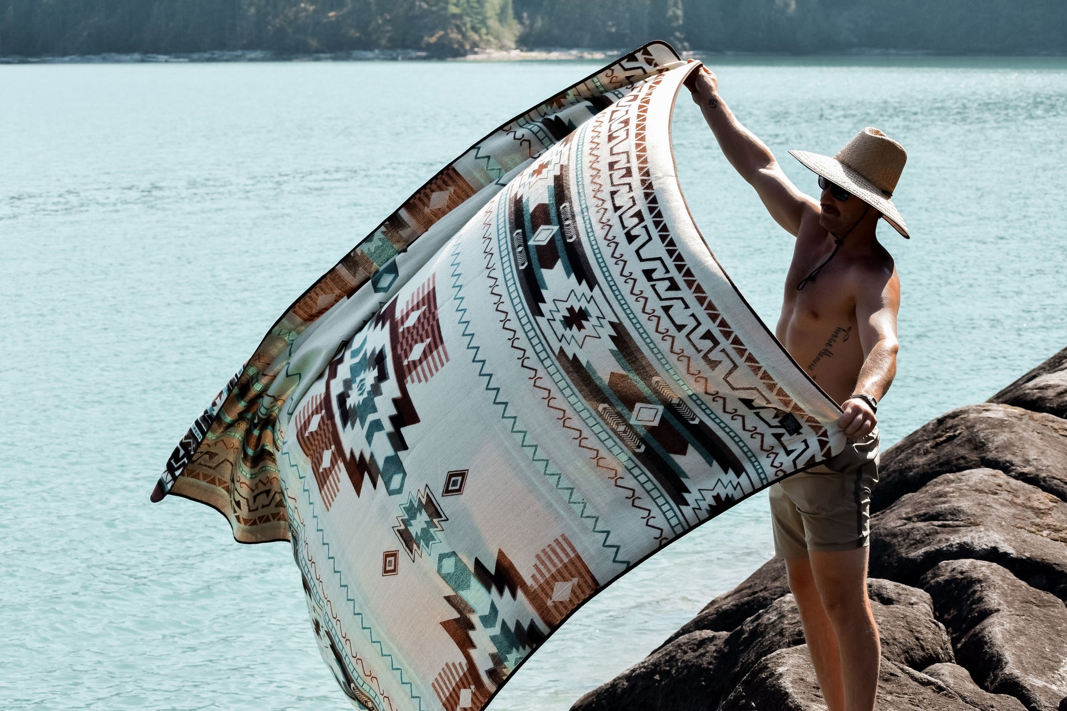 Cotopaxi Aztec Reversible Blanket