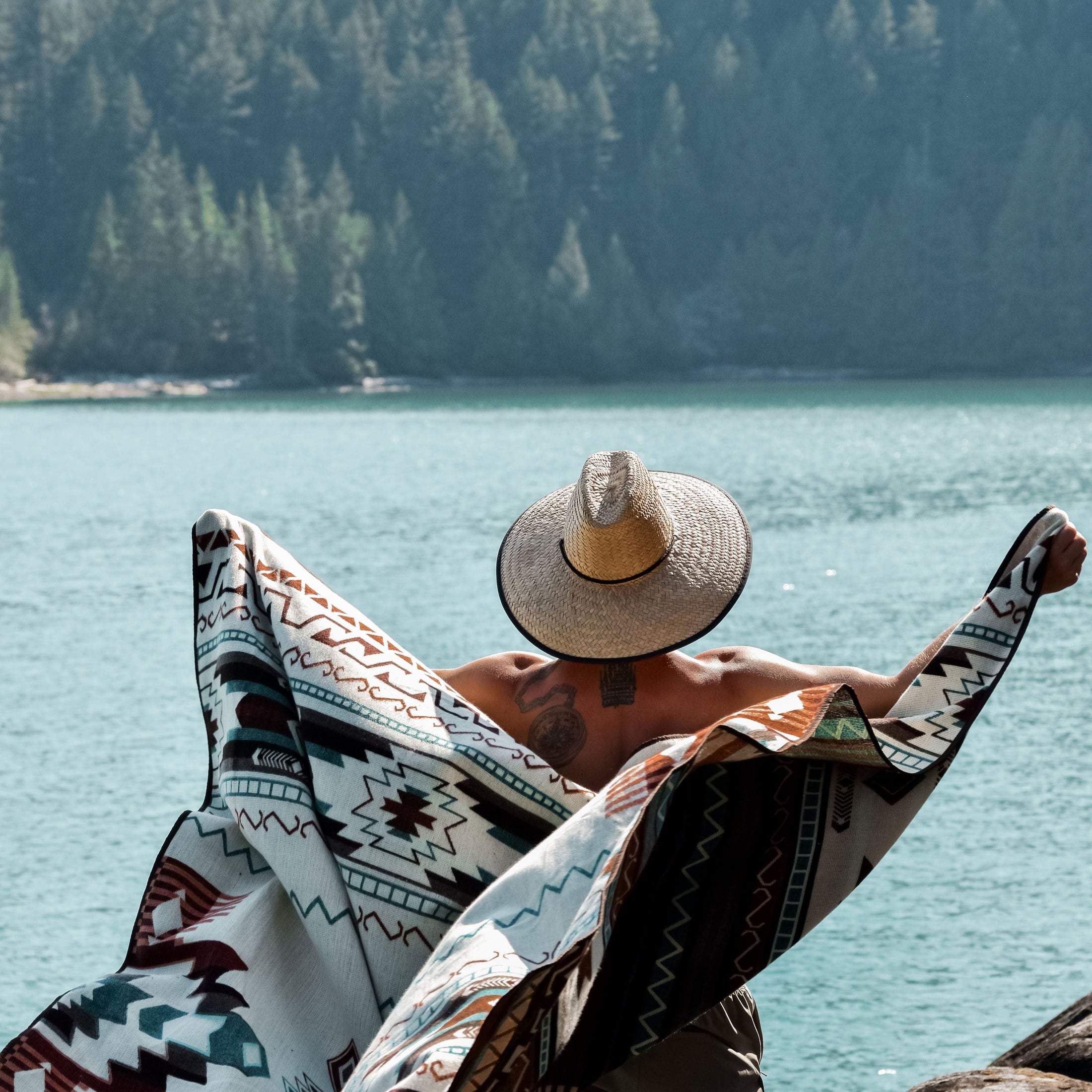 Cotopaxi Aztec Reversible Blanket