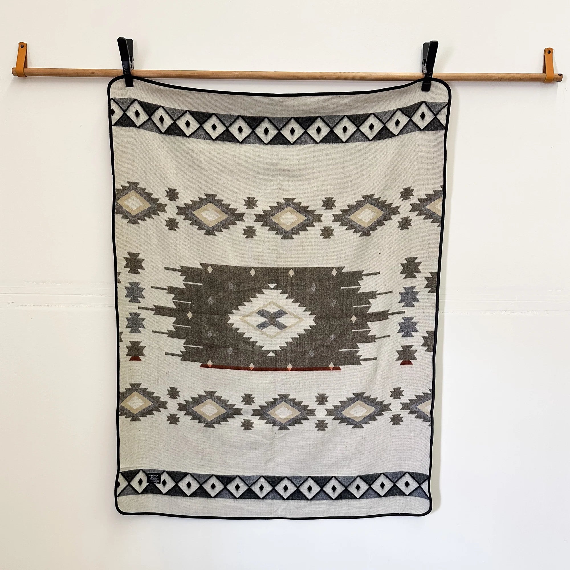 Imperfect** Cotacachi Throw Blanket