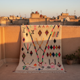 Load image into Gallery viewer, Ettam Handwoven Moroccan Wool Rug 5x8
