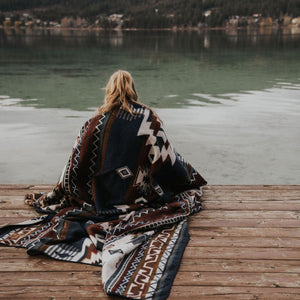 Portoviejo Aztec Reversible Blanket  //  Navy/Red/Rust