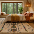 Load image into Gallery viewer, Rafika Handwoven Moroccan Wool Rug 5x8
