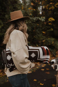 Load image into Gallery viewer, Cochasqui Reversible Blanket
