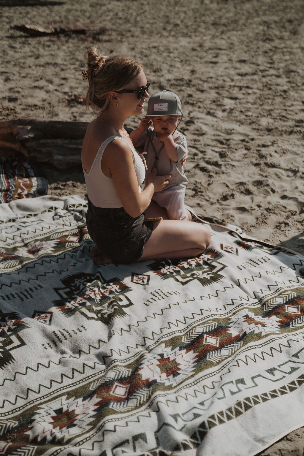 Milagro Aztec Reversible Blanket
