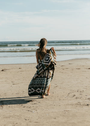 Riobamba Aztec Reversible Blanket  //  Olive Green/Brown/Turquoise/Mustard