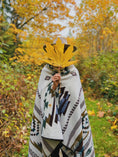 Load image into Gallery viewer, Cayambe Aztec Reversible Blanket

