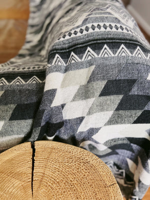 Otavalo Aztec Reversible Blanket  //  Grey/Black/Cream