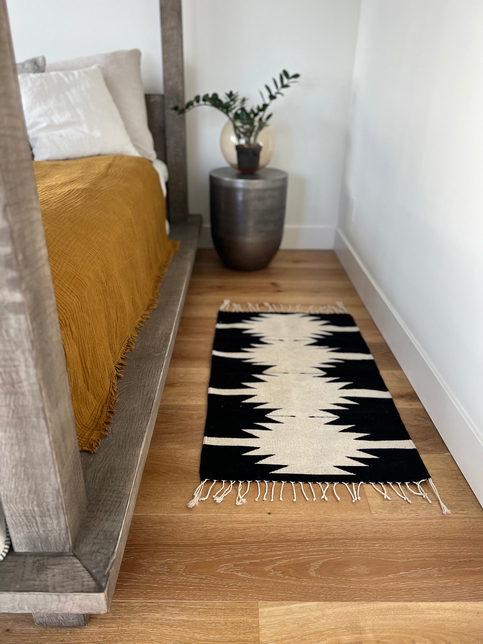 Matamoros Aztec Handwoven Wool Rug - Wylde Brigade