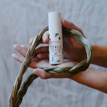 Skwalwen Téýwilh Sweetgrass, Sage and Rose Geranium Cream