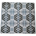 Load image into Gallery viewer, Esmeraldas Aztec Reversible Blanket
