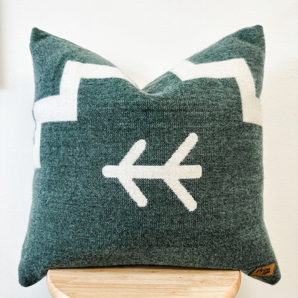 Pichincha Zigzag Tree Pillow Cover
