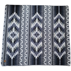 Otavalo Aztec Reversible Blanket  //  Grey/Black/Cream